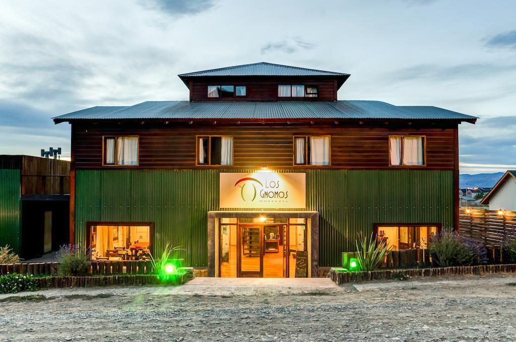 Hosteria Los Gnomos Hotel El Calafate Exterior photo